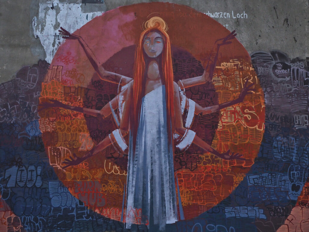 P9194190 street art graffiti goddess