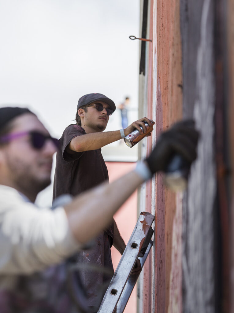 MG_0531 Graffiti Artists spraying